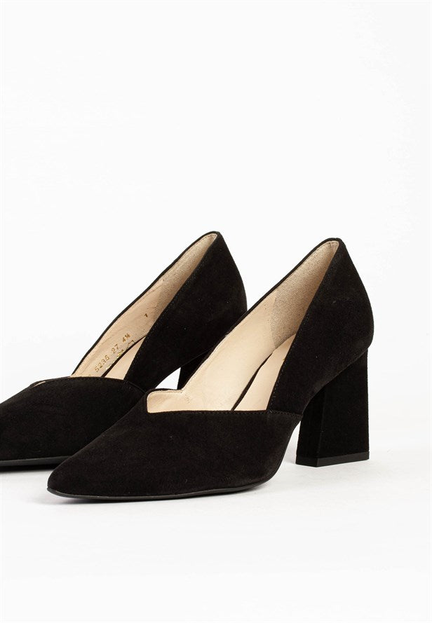 Hogl black hot sale court shoes