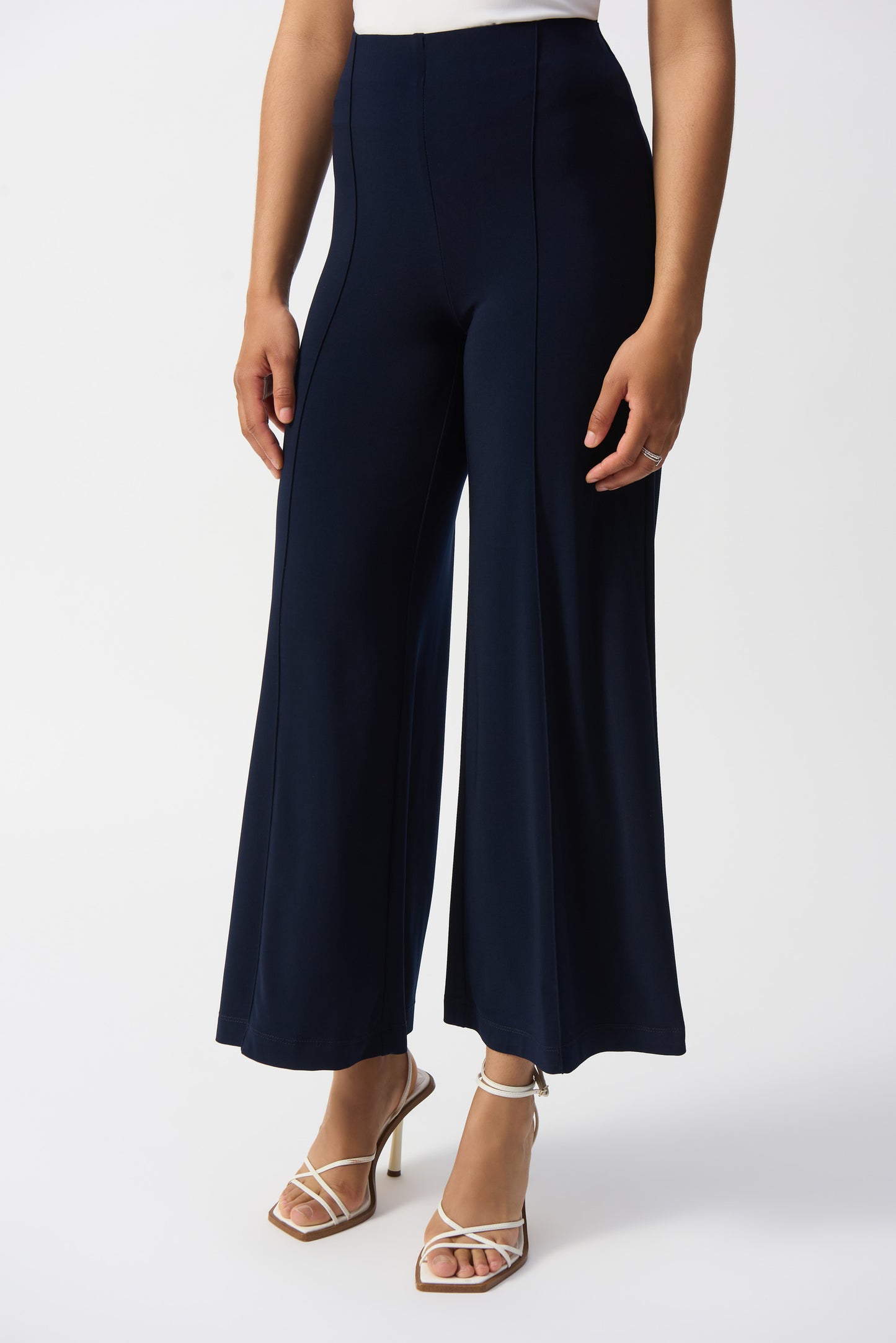 Joseph Ribkoff Seam Front Wide Leg Crop Trouser 251017