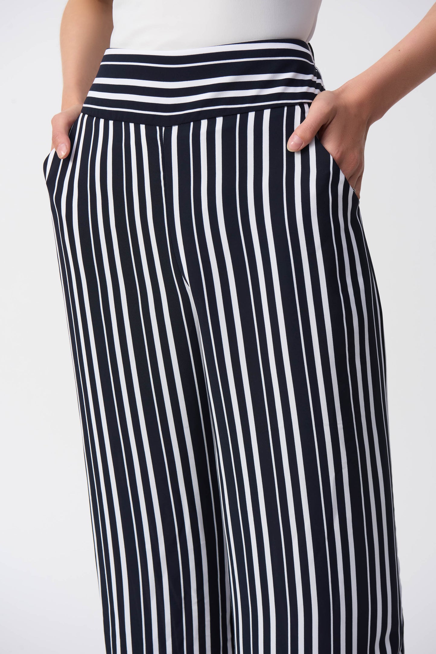 Joseph Ribkoff Stripe Wide Leg Crop Trousers 251162