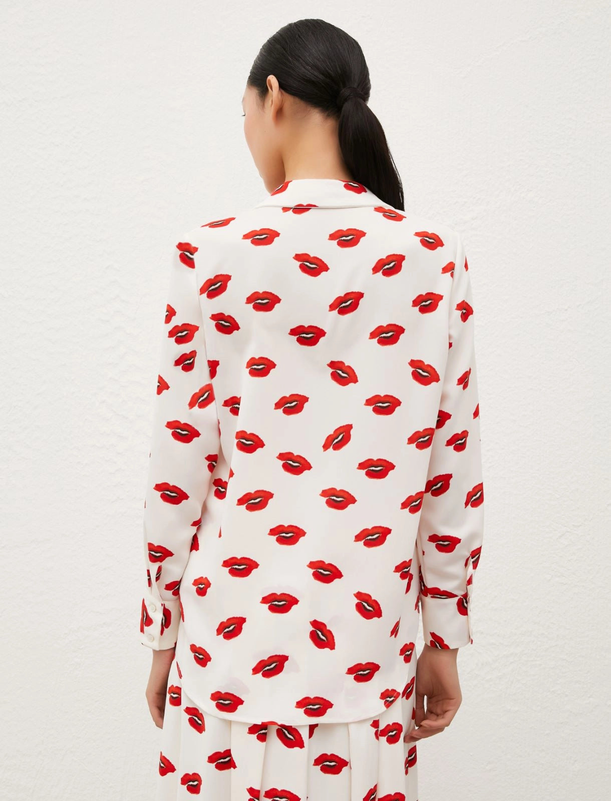 Marella Cream Red Lips Print Shirt Yeah