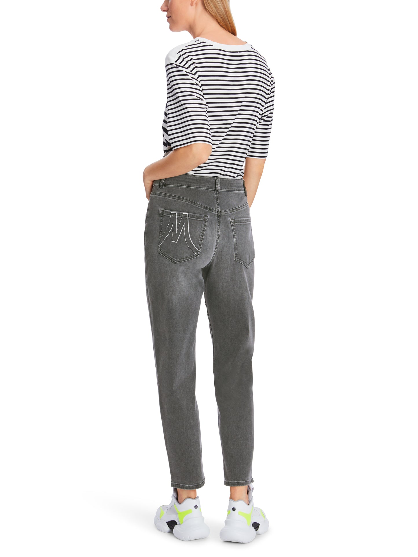 Marc Cain Sports Relaxed Fit Tapered Jean XS8216D03