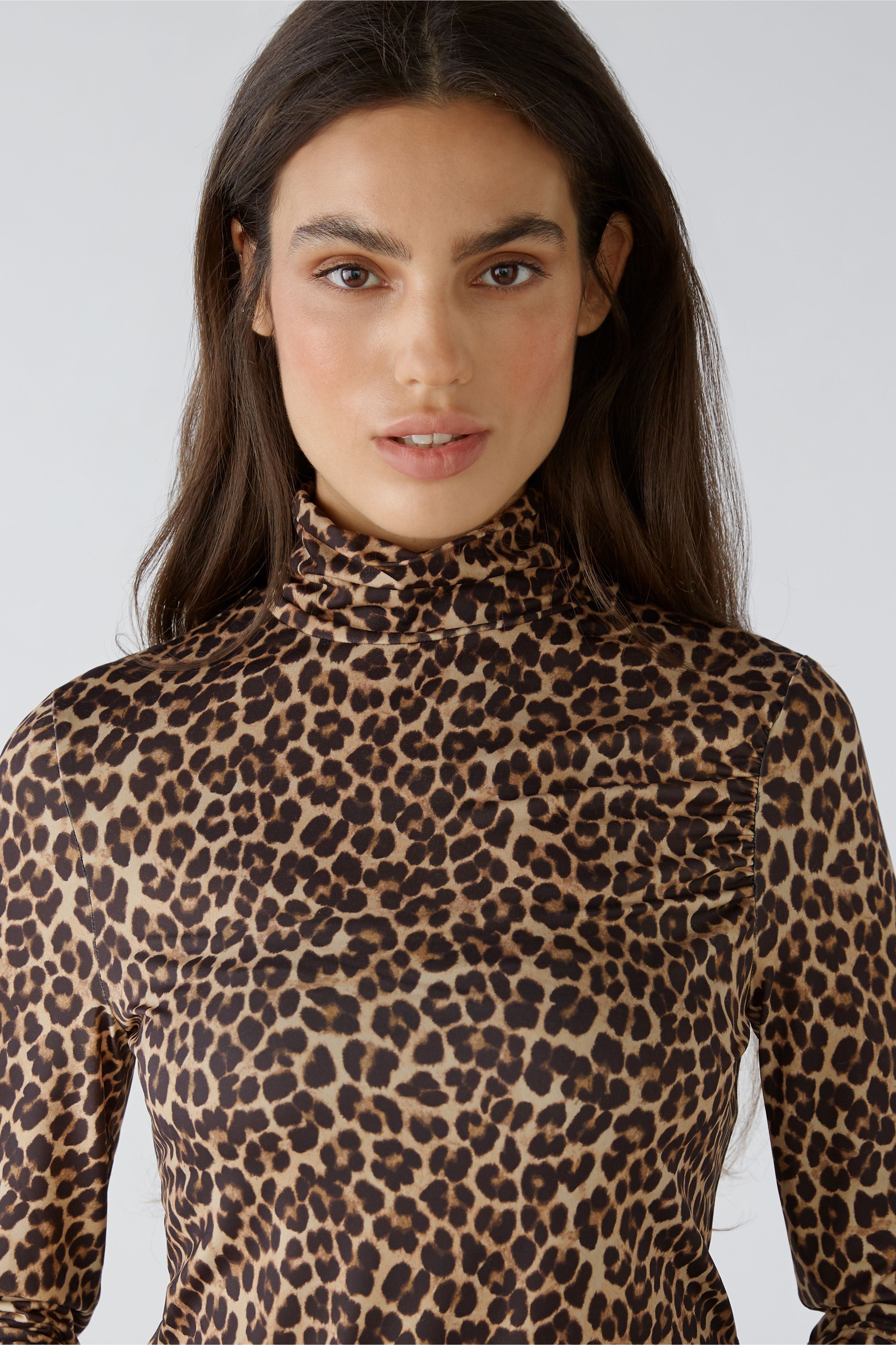 Leopard high neck on sale top