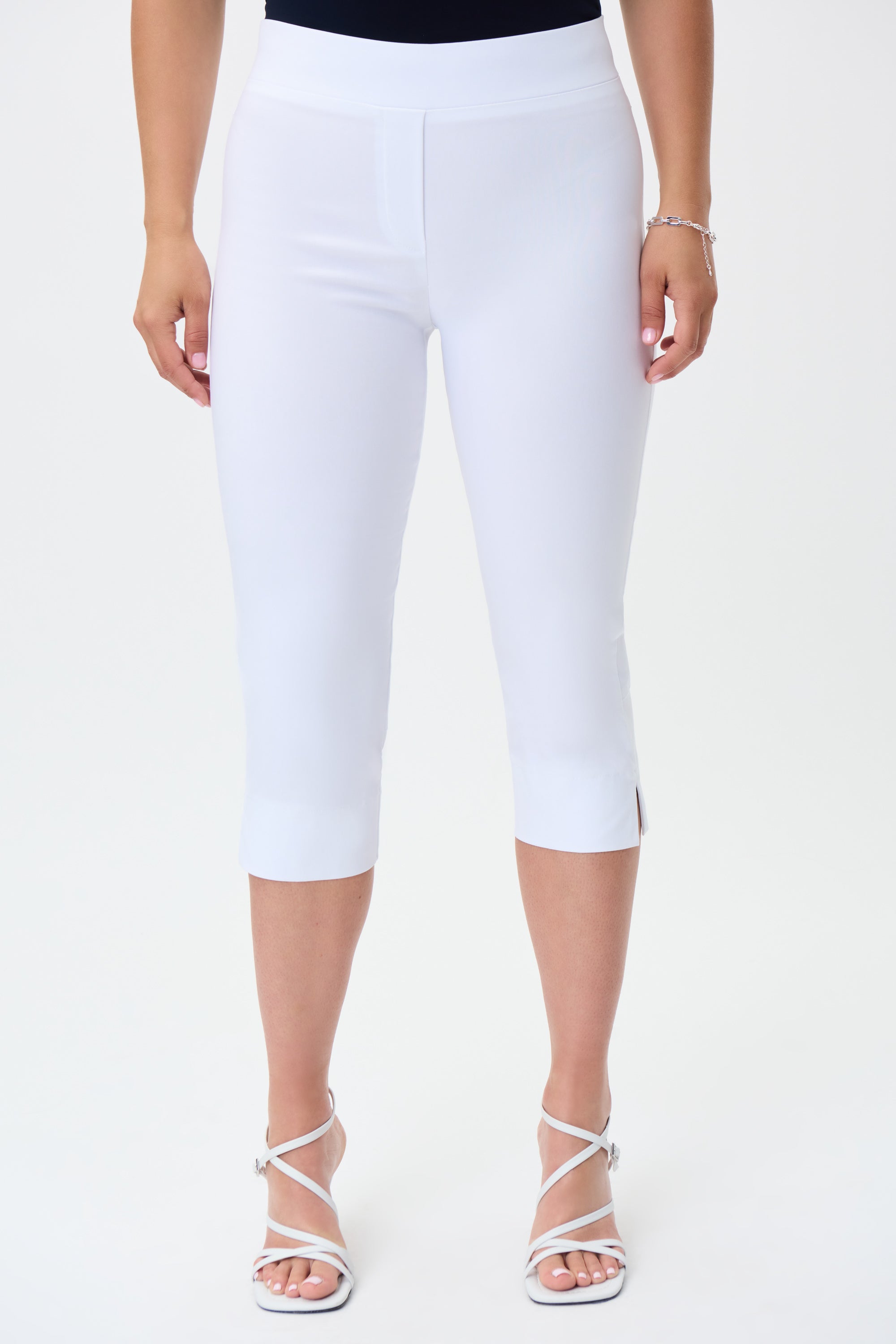 Vince Camuto Twill Cropped Trousers (Plus Size)